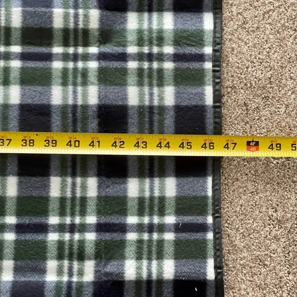 Blanket Throw With Carry Handle Cozy Warm Blue Green Plaid‎ 46 x 52